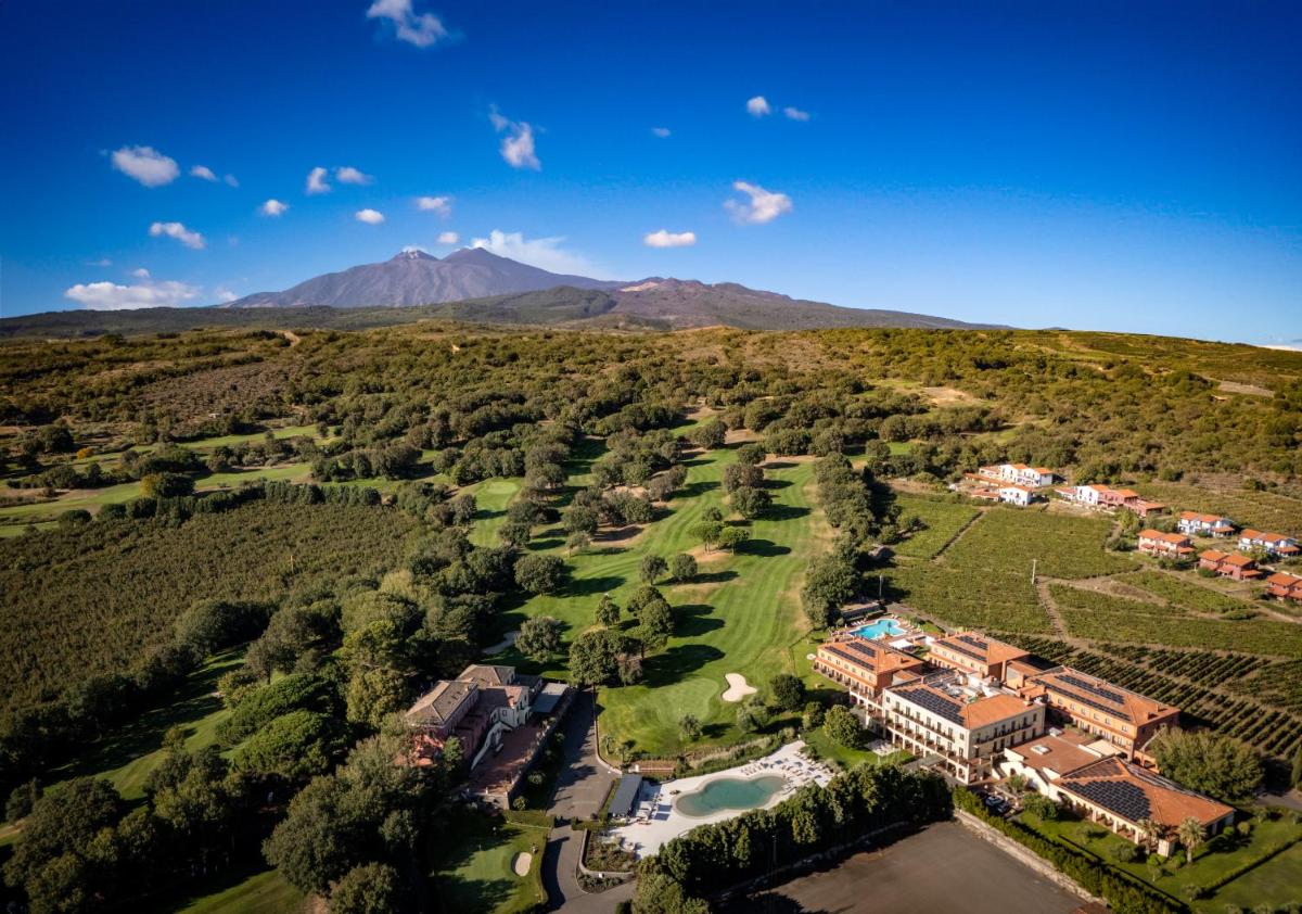 Picciolo Etna Golf Resort & Spa, Curio Collection by Hilton