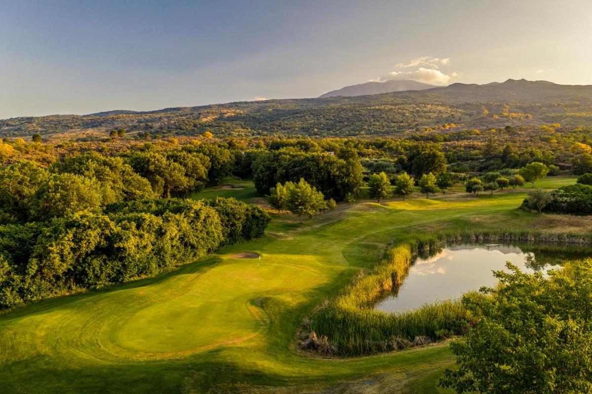 Picciolo Etna Golf Resort & Spa, Curio Collection by Hilton