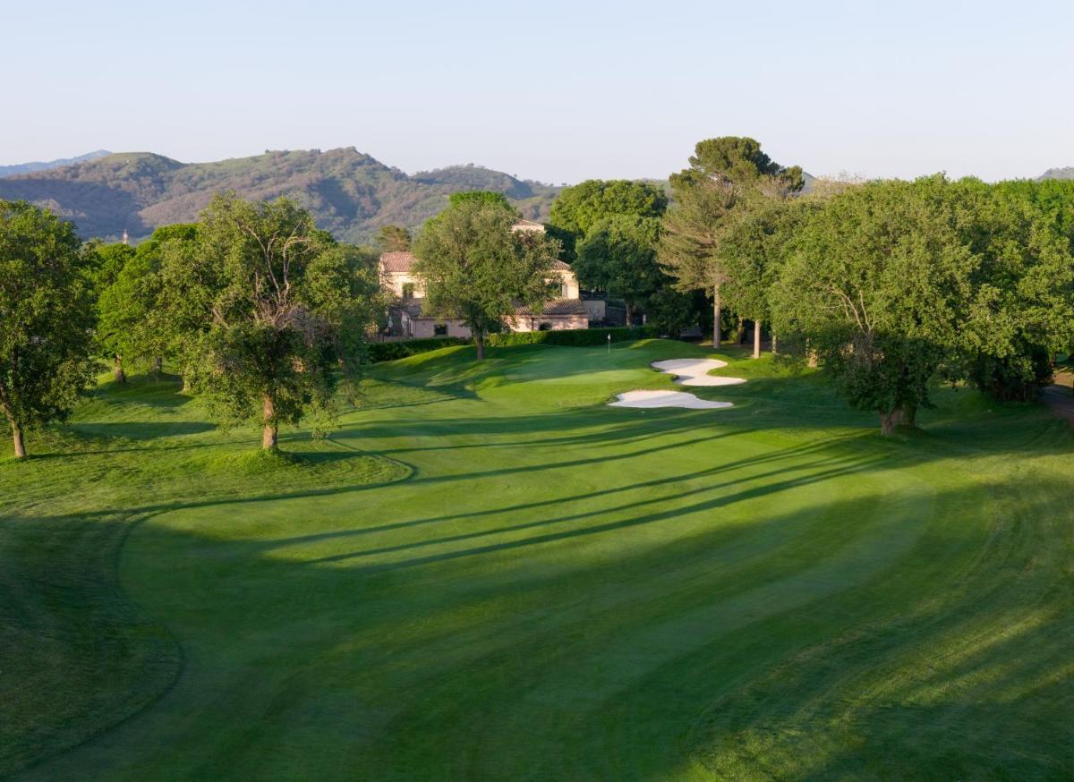 Picciolo Etna Golf Resort & Spa, Curio Collection by Hilton