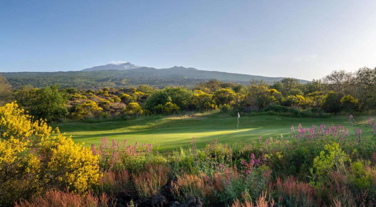 Picciolo Etna Golf Resort & Spa, Curio Collection by Hilton
