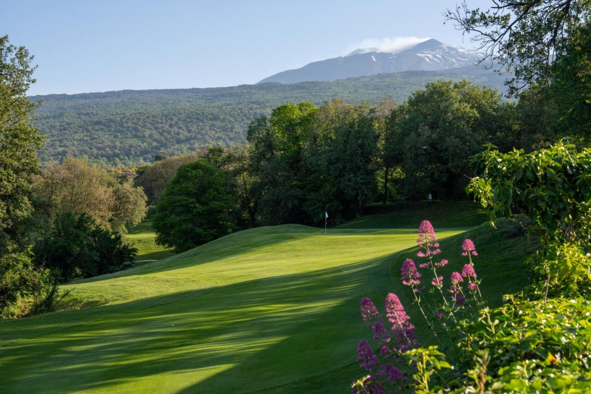 Picciolo Etna Golf Resort & Spa, Curio Collection by Hilton