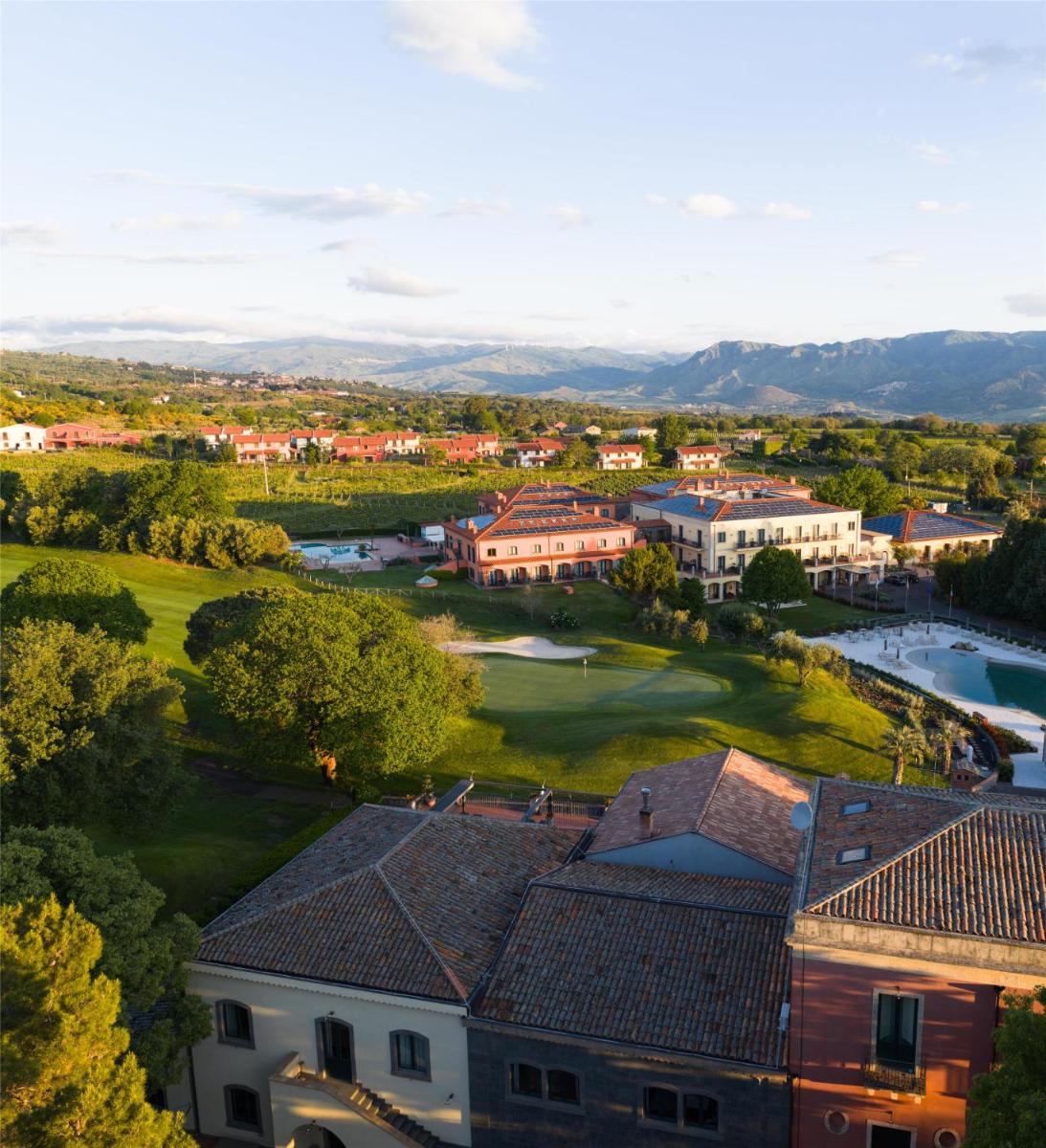 Picciolo Etna Golf Resort & Spa, Curio Collection by Hilton
