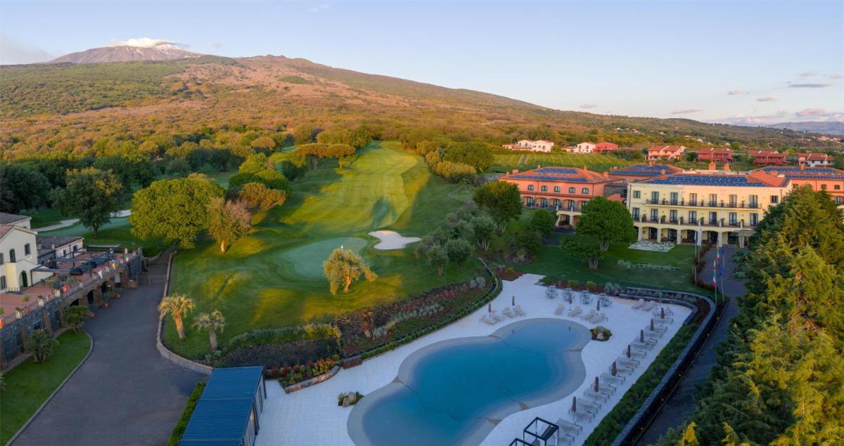 Picciolo Etna Golf Resort & Spa, Curio Collection by Hilton