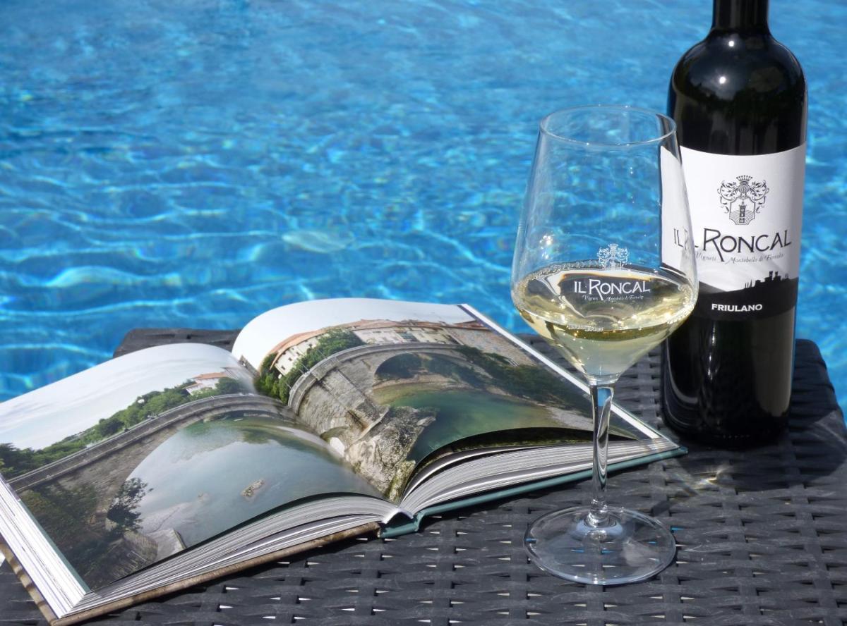 Il Roncal Wine Resort - for Wine Lovers