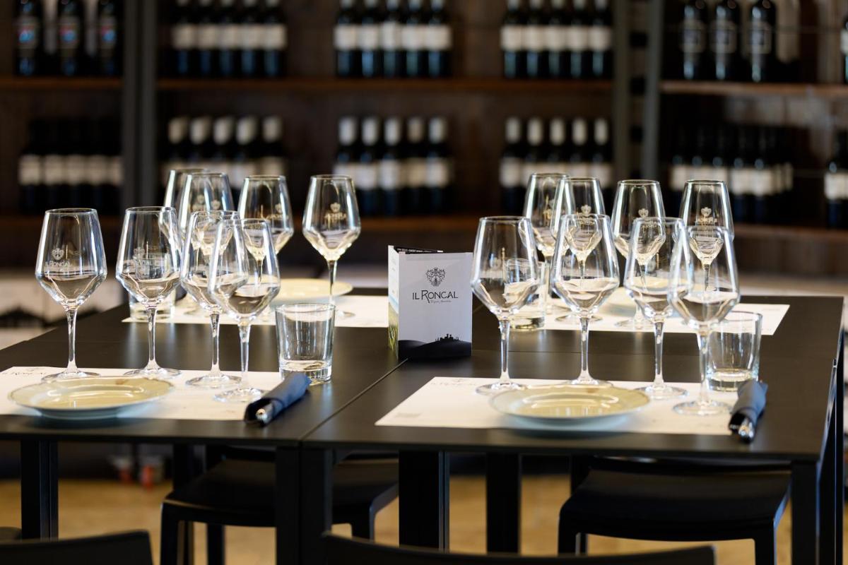 Il Roncal Wine Resort - for Wine Lovers only