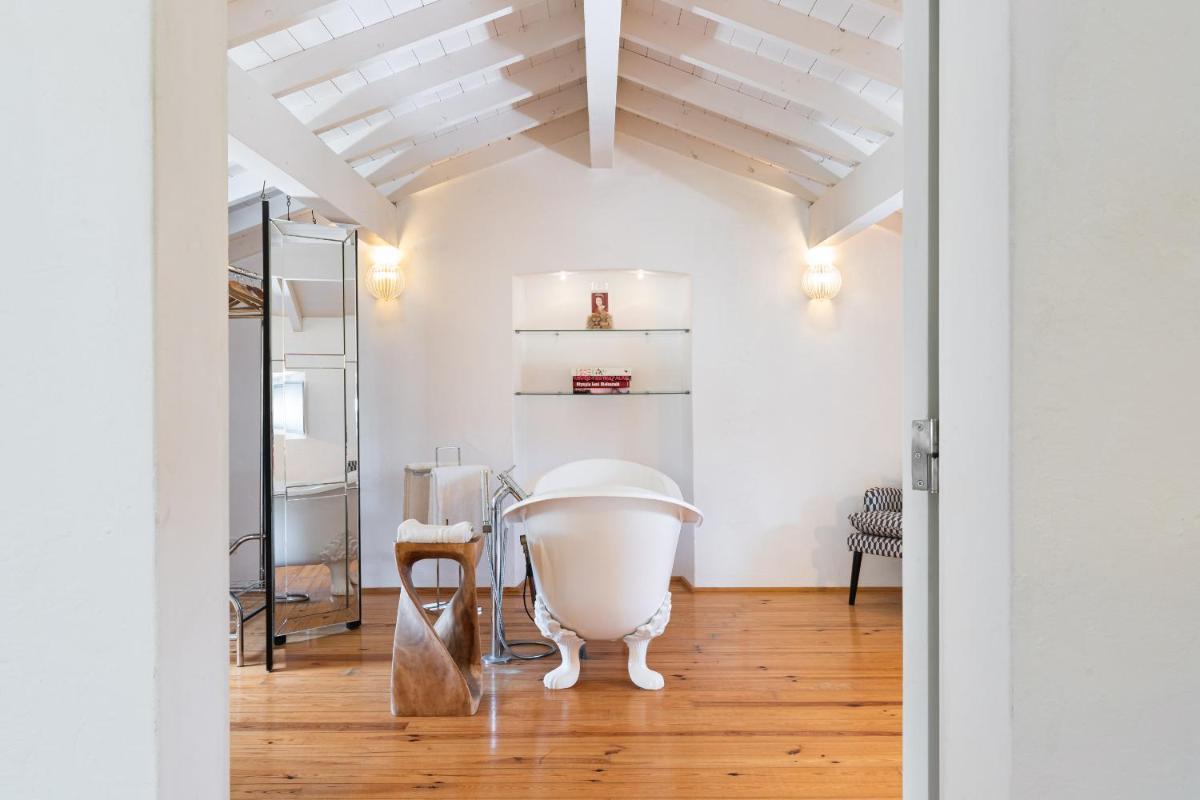 Imani Country House