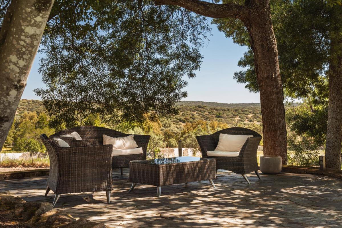 Imani Country House