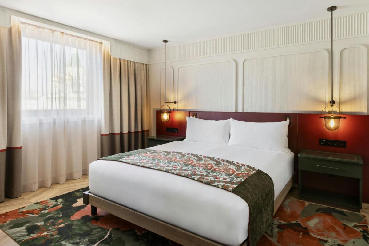 Imperial Riding School, Autograph Collection