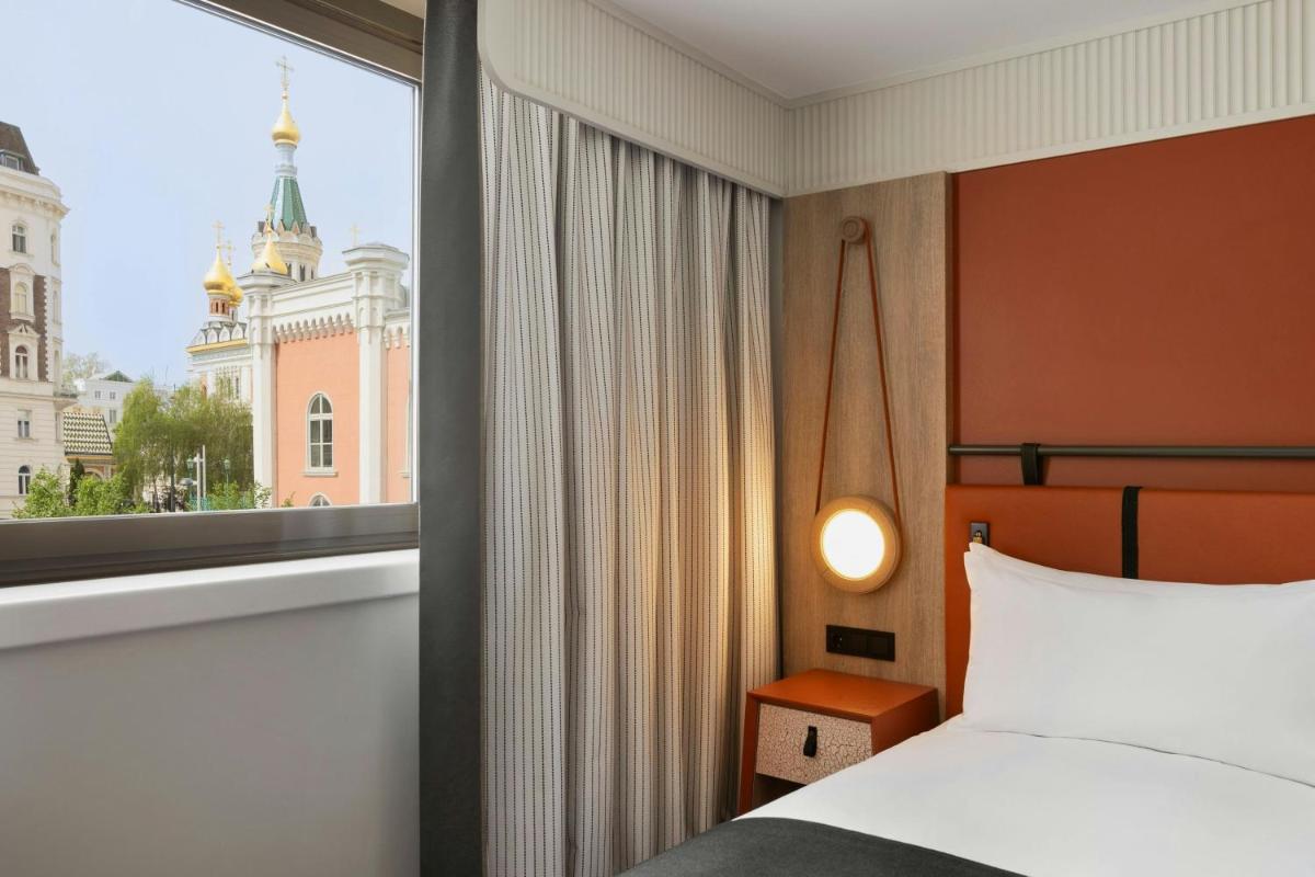 Imperial Riding School, Autograph Collection