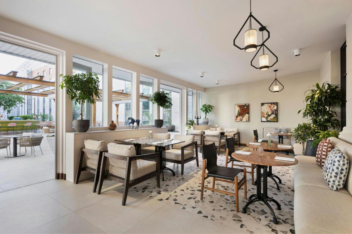 Imperial Riding School, Autograph Collection