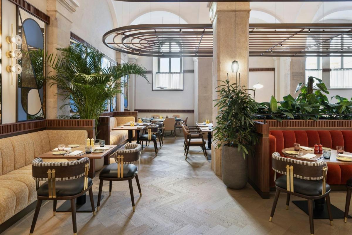 Imperial Riding School, Autograph Collection