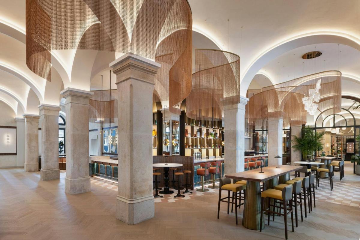 Imperial Riding School, Autograph Collection