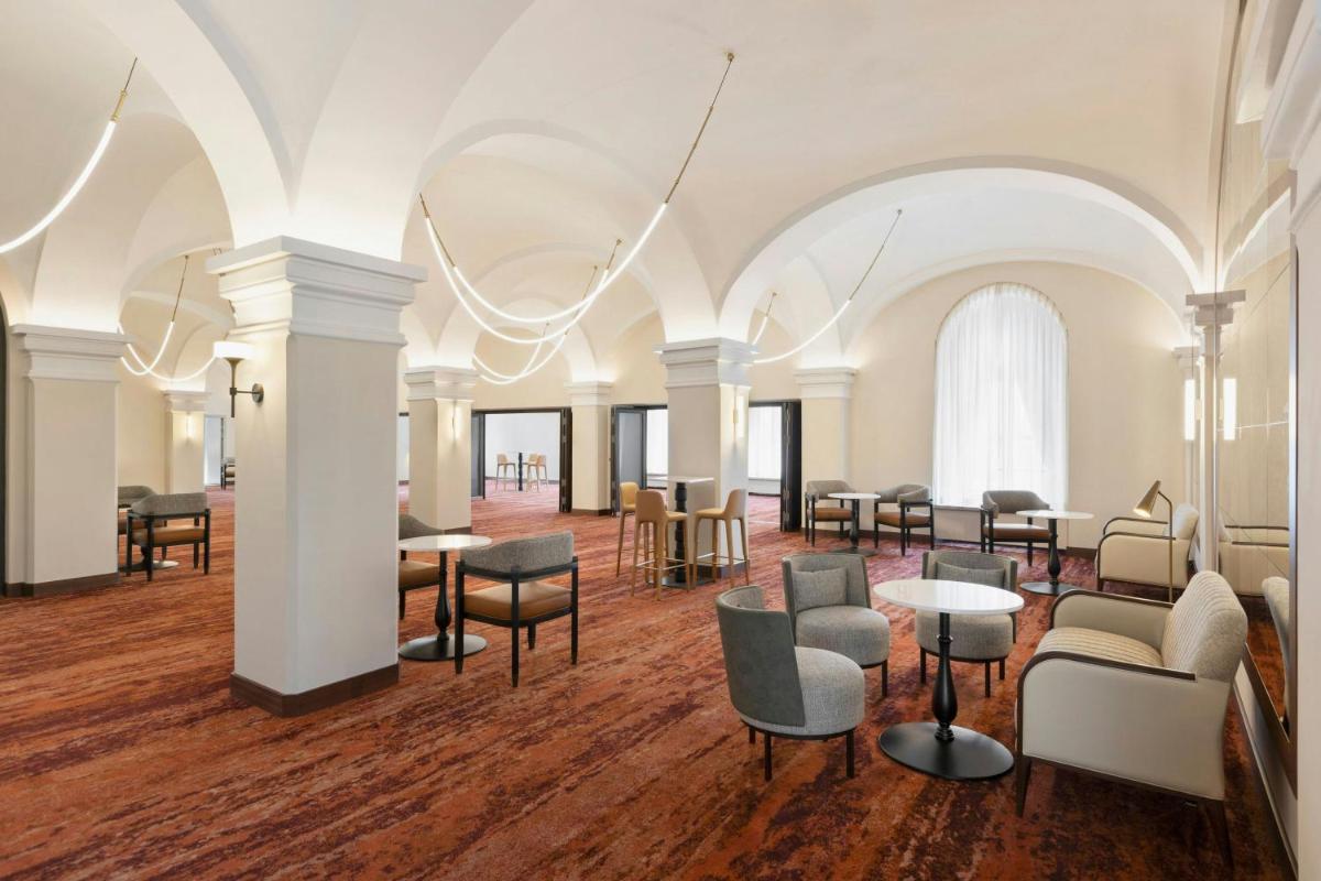 Imperial Riding School, Autograph Collection