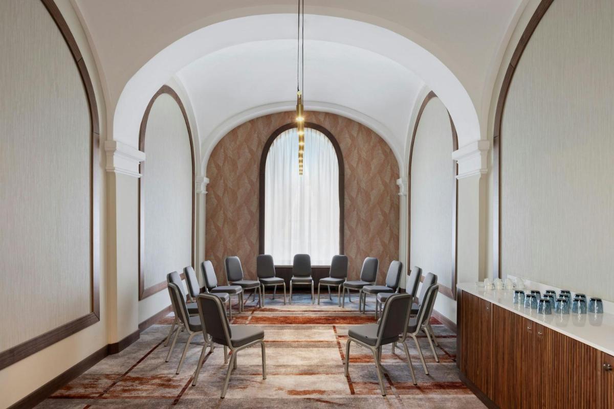 Imperial Riding School, Autograph Collection