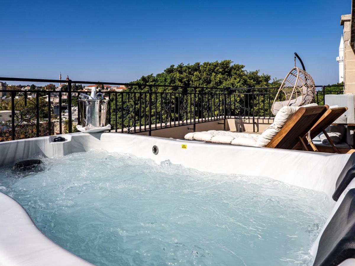 In Camera Art Boutique Hotel