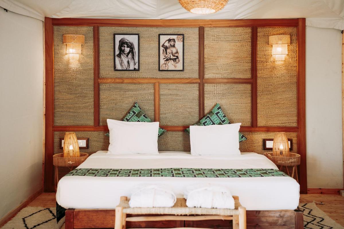 Inara Camp - Restaurant - Desert activities - Heated pools