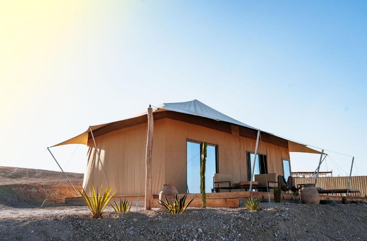 Inara Camp - Restaurant - Desert activities - Heated pools