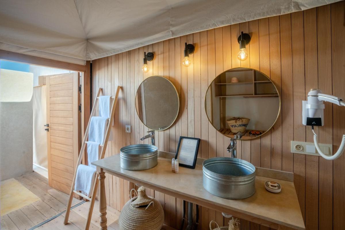 Inara Camp - Restaurant - Desert activities - Heated pools