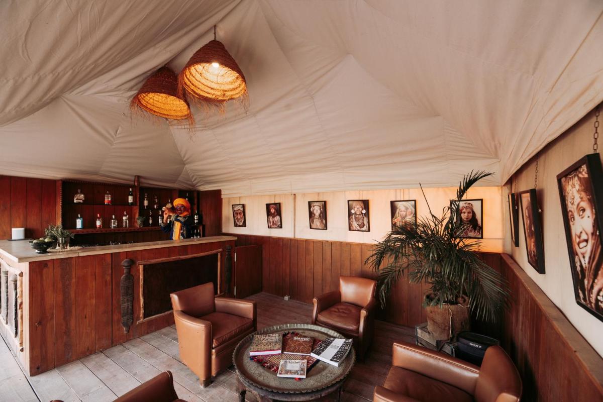 Inara Camp - Restaurant - Desert activities - Heated pools