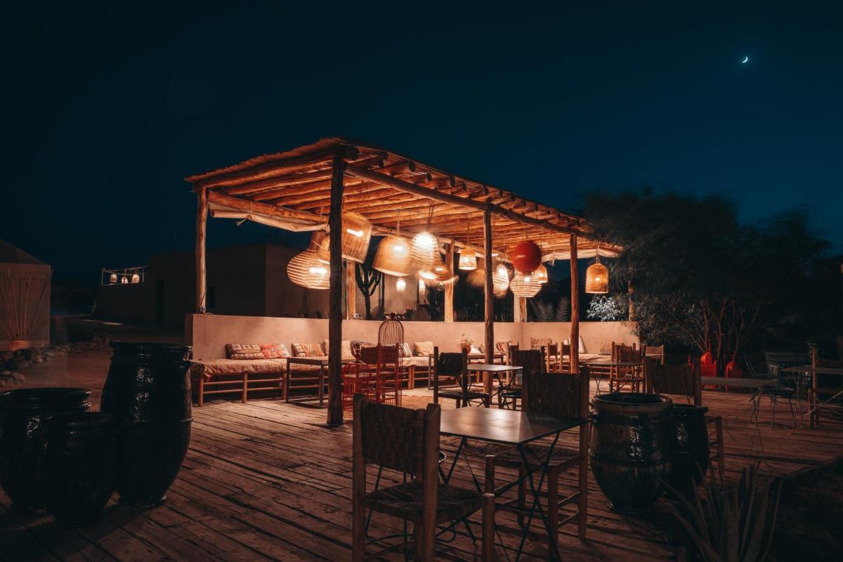 Inara Camp - Restaurant - Desert activities - Heated pools