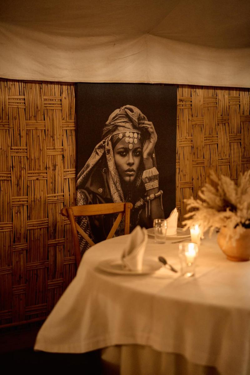Inara Camp - Restaurant - Desert activities - Heated pools