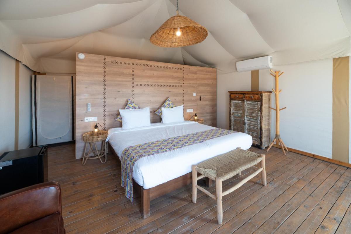 Inara Camp - Restaurant - Desert activities - Heated pools