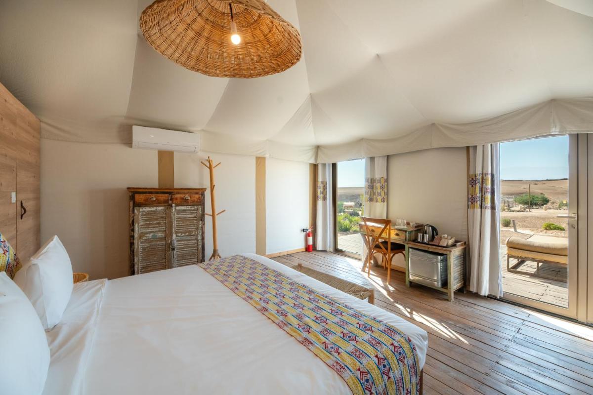 Inara Camp - Restaurant - Desert activities - Heated pools
