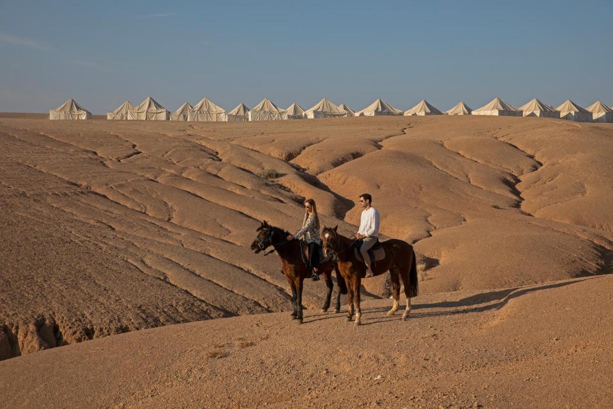 Inara Camp - Restaurant - Desert activities - Heated pools
