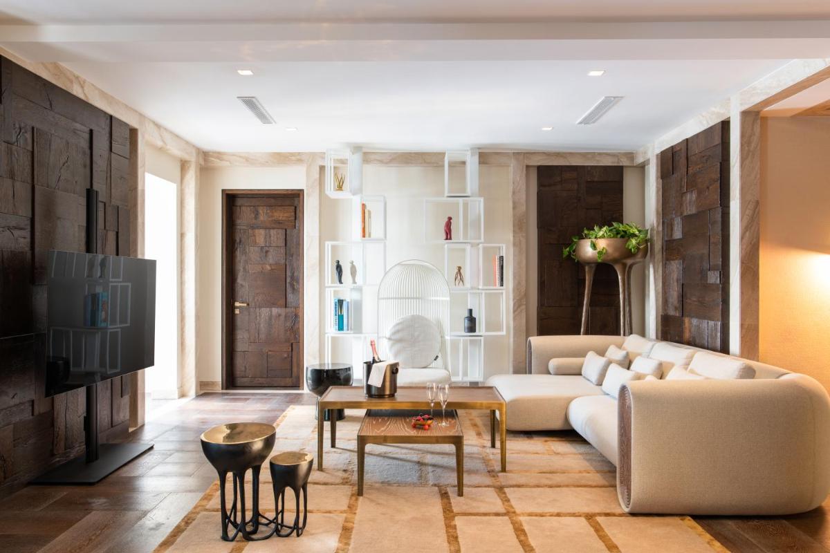 Iniala Harbour House