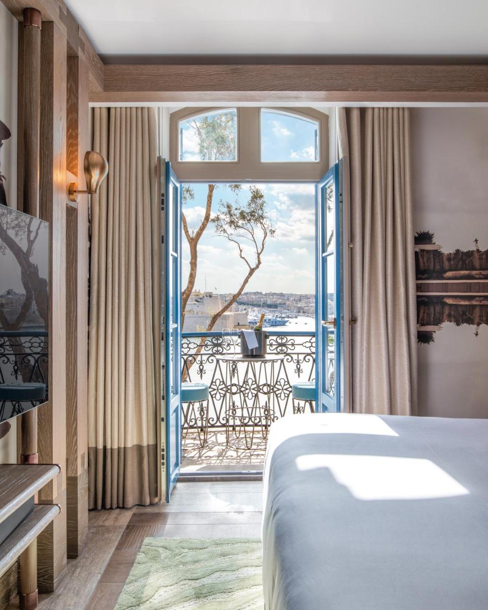 Iniala Harbour House