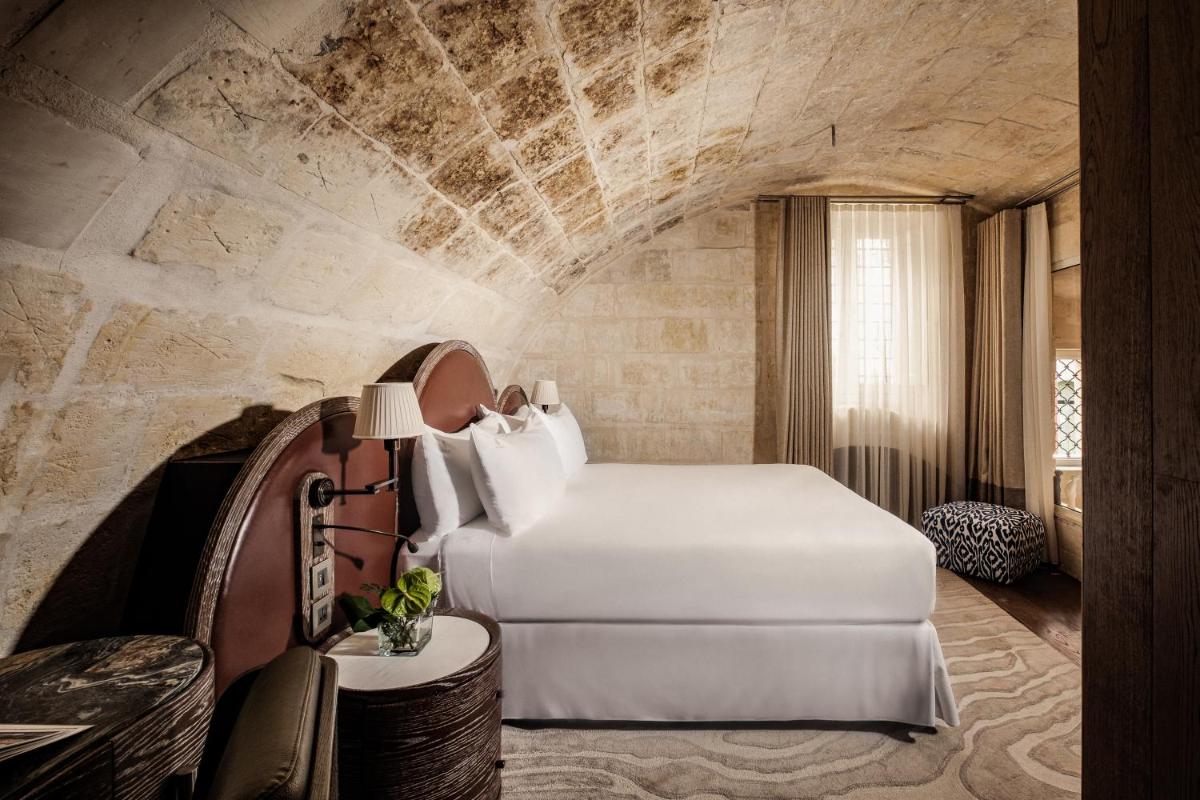 Iniala Harbour House