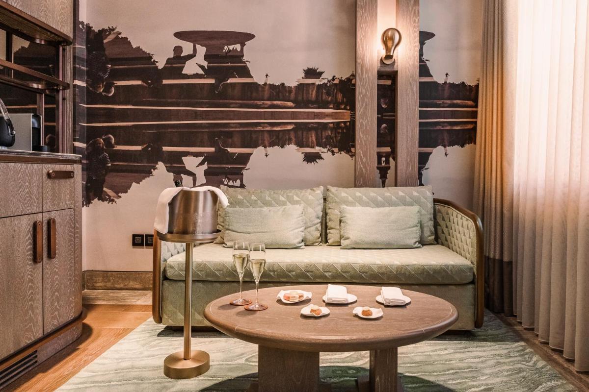 Iniala Harbour House