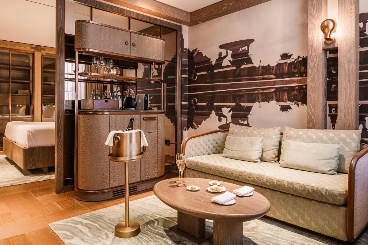 Iniala Harbour House