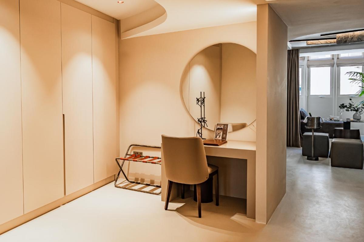 Iniala Harbour House