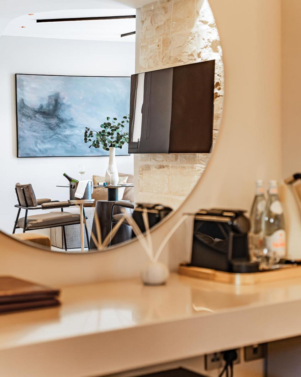 Iniala Harbour House