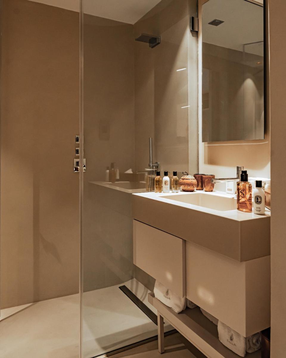 Iniala Harbour House