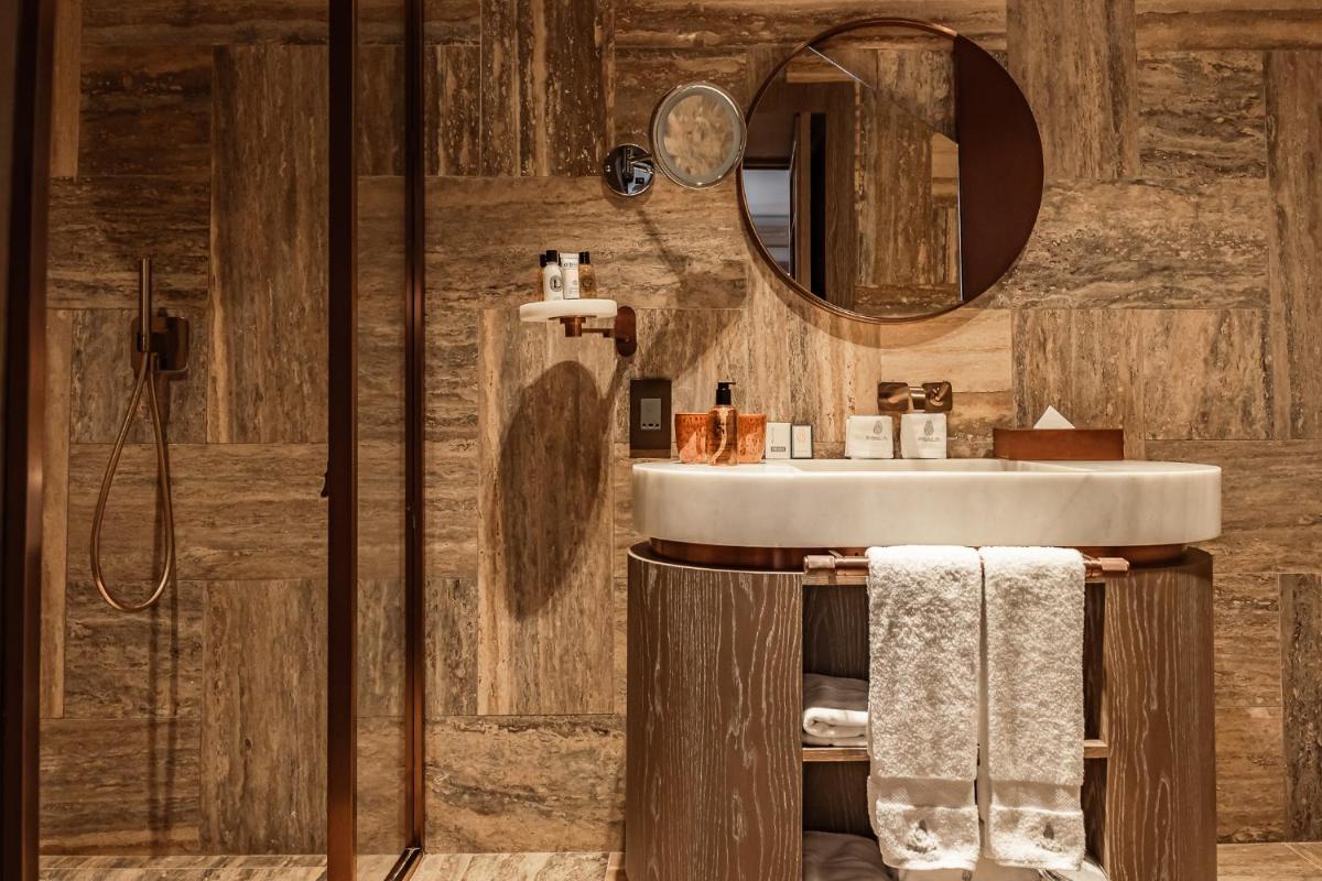 Iniala Harbour House