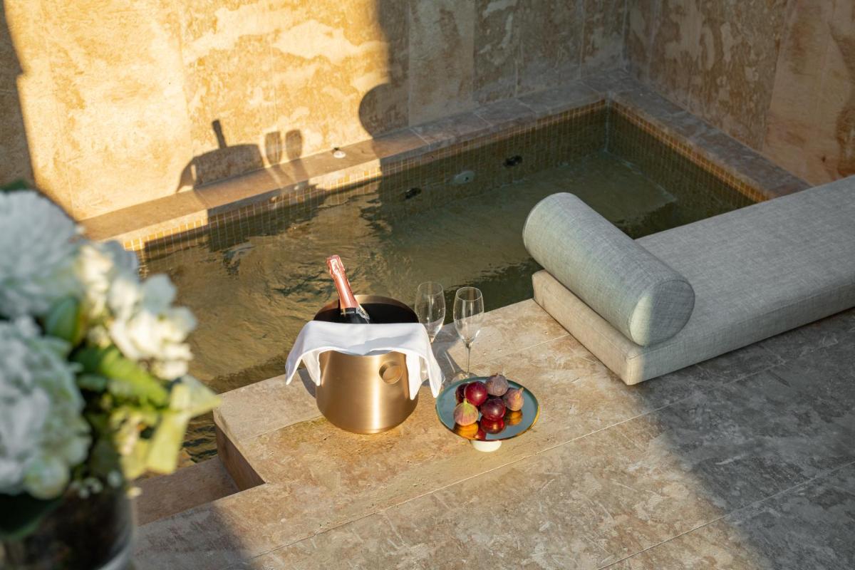 Iniala Harbour House