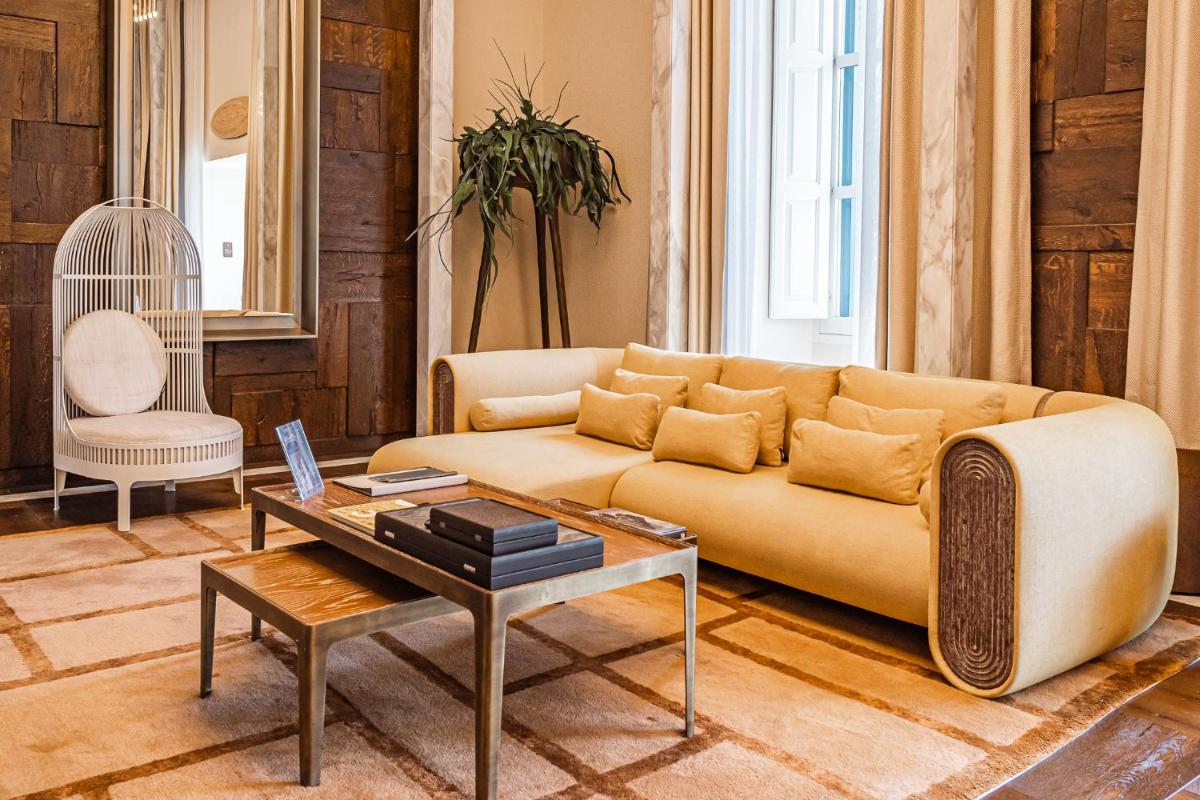 Iniala Harbour House