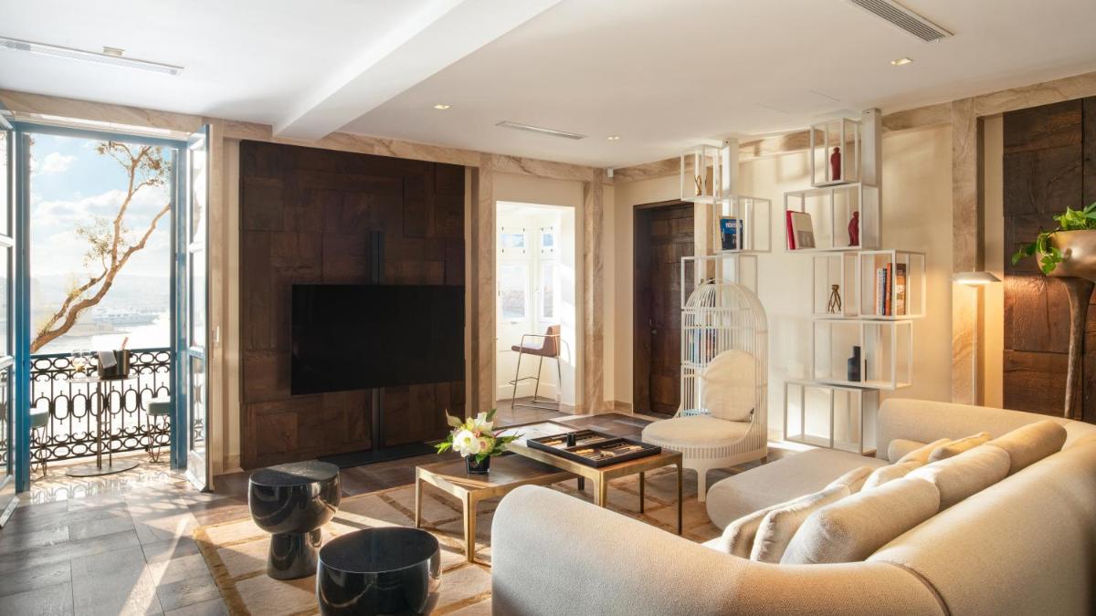 Iniala Harbour House