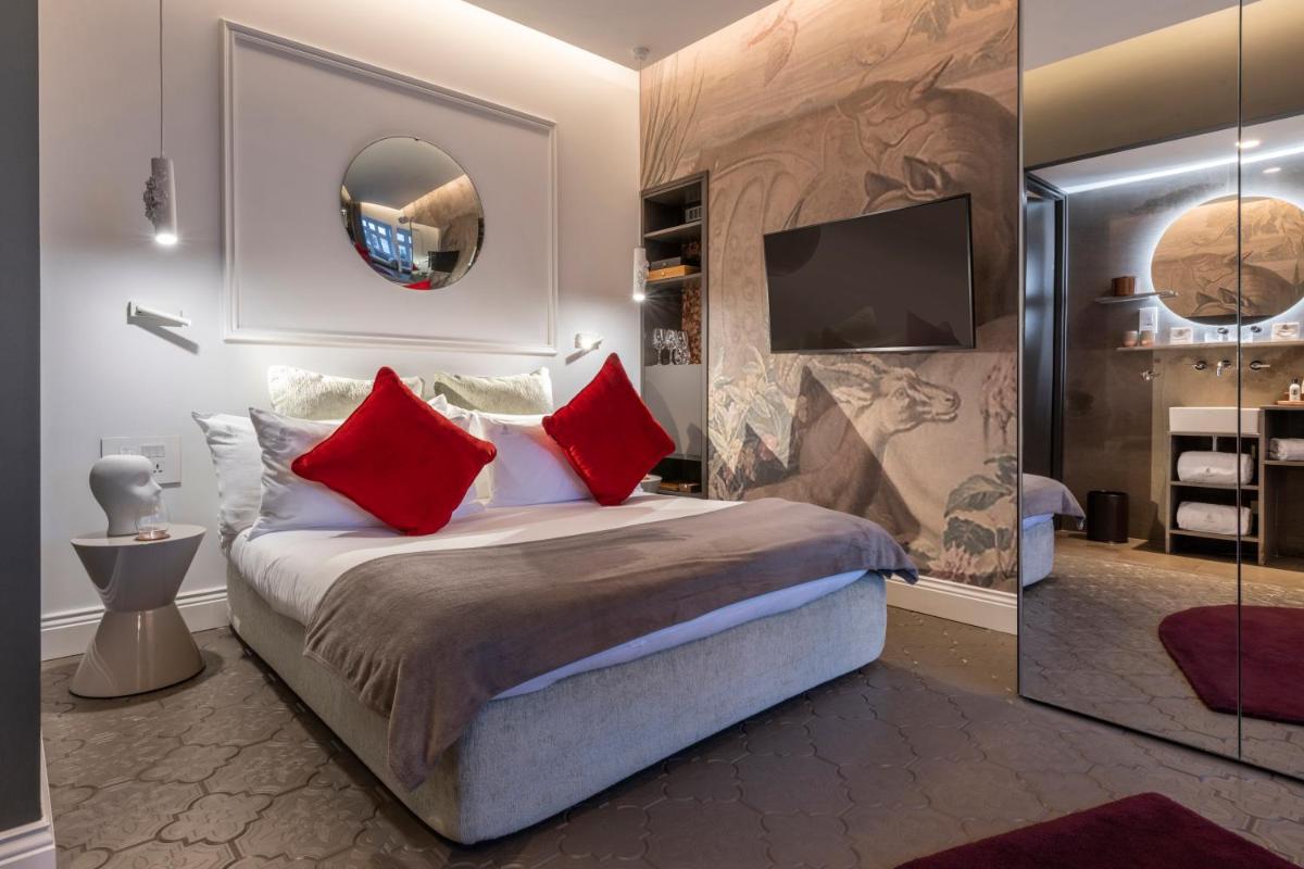 Iniala Harbour House