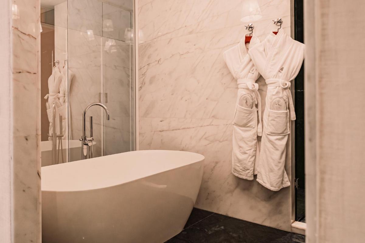 Iniala Harbour House