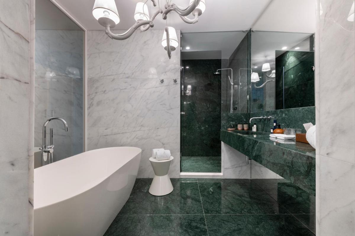 Iniala Harbour House