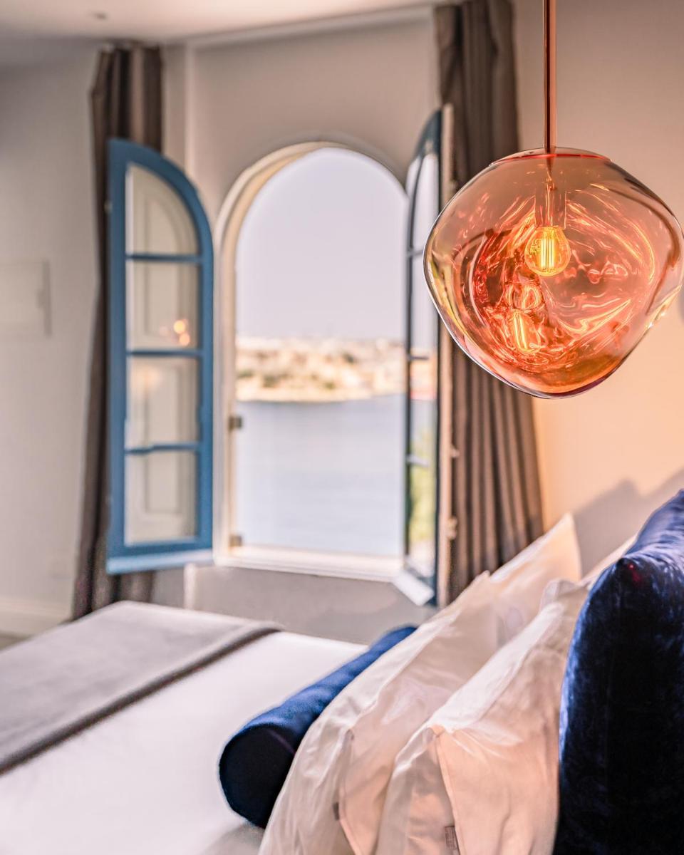 Iniala Harbour House