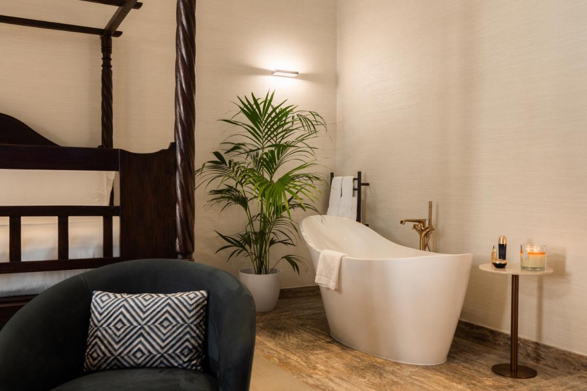 Iniala Harbour House