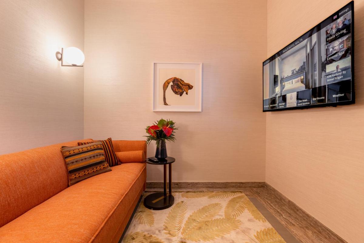 Iniala Harbour House