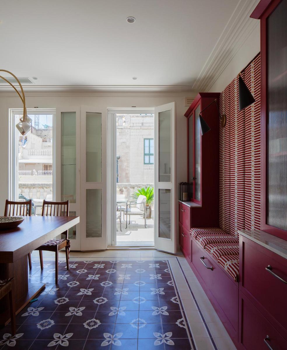 Iniala Harbour House