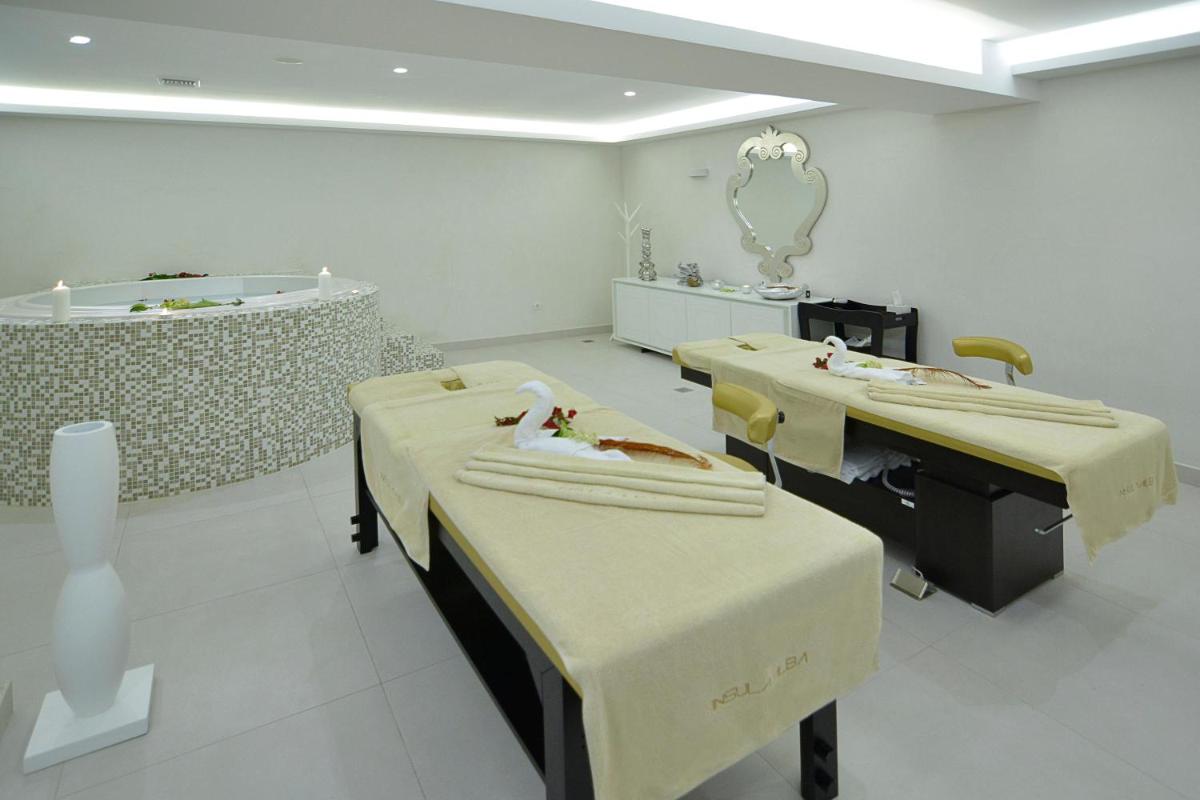 Insula Alba Resort & Spa (Adults Only)