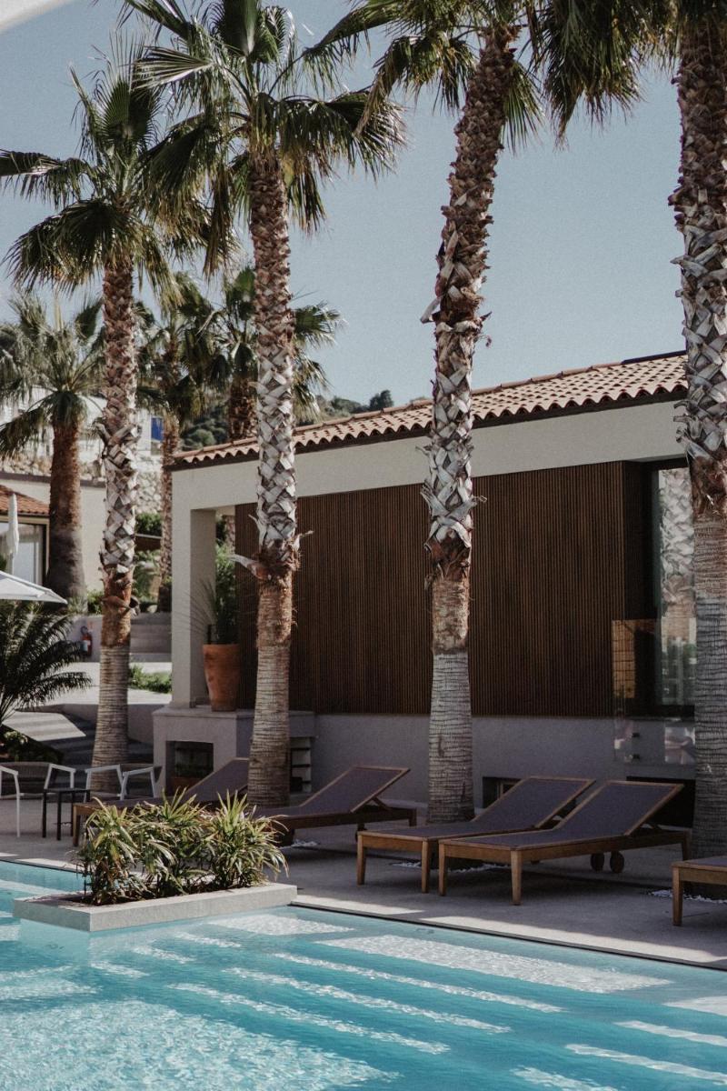 Insulae Resort