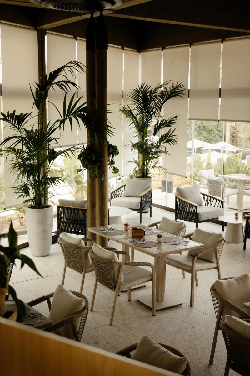 Insulae Resort